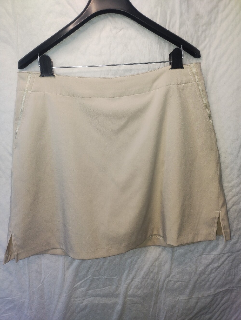 Lady Hagen skort golf/ tennis active wear Size 14